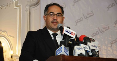 بالصور.. وكيل مجلس النواب يصل حفل القبائل العربية لتكريمهما