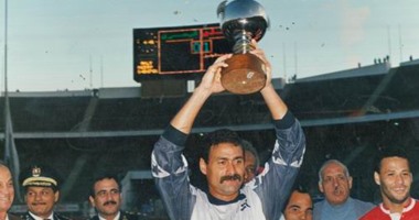 النادى الأهلى فى الذكرى الـ11 على رحيل ثابت البطل: "لن ننساك يا رمز الوفاء"