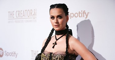 بالصور.. كاتى بيرى وريتا أورا تتألقان فى حفل "Spotify Creators"