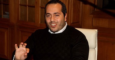 حسام السلاب: نخطط للتوسع فى قناة السويس والأسواق العربية.. نائب رئيس مجموعة "السلاب": رفع قيمة الجمارك على سلع هدفها حماية المستهلك والصناعة.. ويؤكد الصناعة المصرية ينقصها القدرة على التسويق والجودة