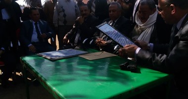 محافظ الشرقية يفتتح "استقبال" مستشفى فاقوس بعد تجديده