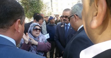 بالصور.. محافظ الشرقية يشدد على سرعة رصف طرق فاقوس