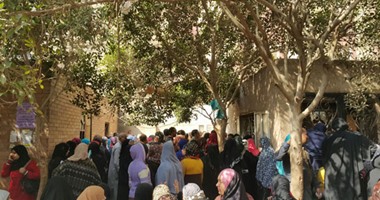 شكوى من نقص المقررات التموينية بكفر الشيخ.. ووكيل الوزارة: جار حل المشكلة