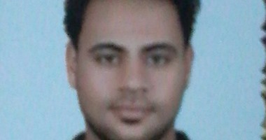 بالصور.. سائق توك توك بالشرقية يقتل زميله بطعنة نافذة بالقلب للخلاف على أولوية التحميل.. عم الضحية: والد القتيل متوفى من 10 سنوات وأحمد العائل الوحيد لأسرته.. ووالدته تطالب بالثأر من القاتل