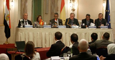 وزير النقل: وضعنا خطة استراتيجية لتطوير السكة الحديد بتكلفة 90 مليار جنيه.. و"هنجيب خبراء أجانب يساعدوننا بالإدارة زى ما بنجيب لفرق الكرة".. لدينا 1400 حادث سنويا وسنصل للمعدلات العالمية بعد 4 سنوات