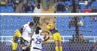 بالفيديو.. الهلال السعودى يمنح فرصة ذهبية للأهلى عقب خسارته أمام التعاون