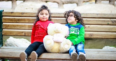بالصور.. للصداقة مكان فى عيد الحب "إسلام وأنسام" أصغر محتفلين