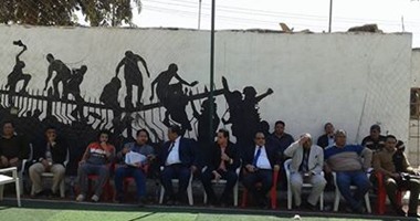 الأمن ينفذ حكما قضائيا بنزع جزء من ملكية استاد سوهاج
