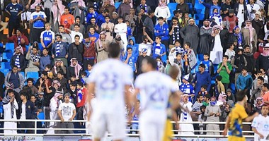 جماهير الهلال السعودى تهاجم دونيس بعد الخسارة من التعاون