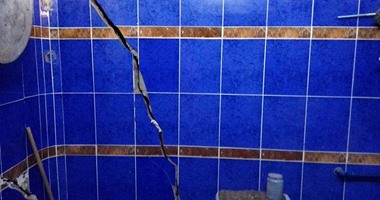 تصدع جديد بجدران منزلين بالناصرية بأسوان نتيجة تسرب المياه