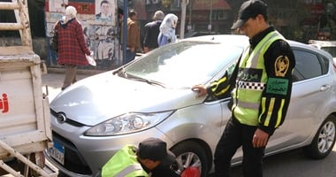 محافظ القاهرة يشدد على التصدى للانتظار الخاطئ بالعتبة والموسكى