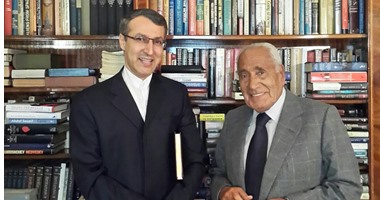 رئيس مكتب البعثة الإيرانية بالقاهرة يشارك فى عزاء هيكل