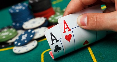 أمن الإسكندرية يداهم مقهى يدير ألعاب القمار بالمخالفة للقانون
