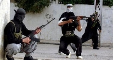 التنظيمات الإرهابية تعتدى بـ 4 قذائف على الأحياء السكنية فى حمص