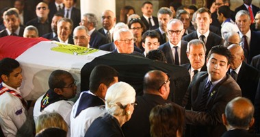 البابا تواضروس يترأس جنازة بطرس غالى بالكنيسة البطرسية
