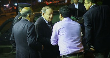 وزير الزراعة الأسبق وفتحى سرور يصلان عزاء بطرس غالى