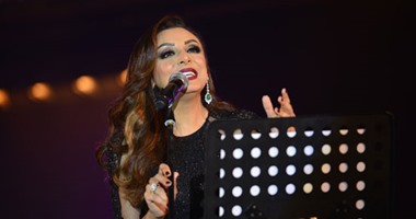 بعد حفلها مع أصالة..أنغام: حفلة رائعة مع حبيبتى وصديقتى والأقرب إلى قلبى