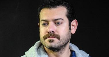 منتج مسلسل عمرو يوسف ينفى التعاقد مع المخرج خالد مرعى