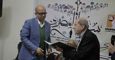 أبو الغار: داوود عبدالسيد أهم مخرج على الساحة وعمر طاهر أفضل الكتاب الشباب