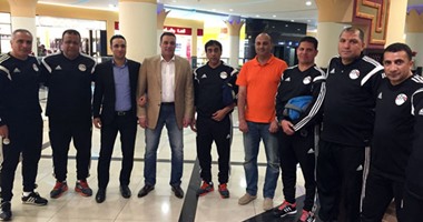 بالصور.. عزومة عشاء من عصام عبد الفتاح لمنتخب 2000 بالإمارات