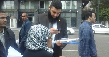 نائب حزب النور يتلقى شكوى المواطنين أمام مجلس النواب‎