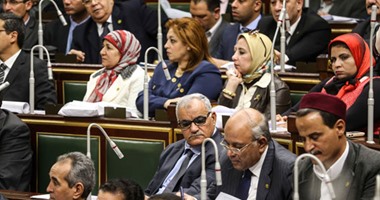 بالصور.. البرلمان يقبل استقالة سرى صيام.. على عبد العال يعلن إخطار رئيس الجمهورية بالقرار واعتبار مقعده شاغرا.. وأعضاء تحفظوا على كلماته ووصفوها بـغير المقبولة وطالبوا المجلس بالموافقة حفاظا على هيبته