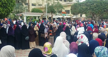 مدير مستشفيات قصر العينى: المنتقبات لهن حرية التعبير السلمى عن آرائهن