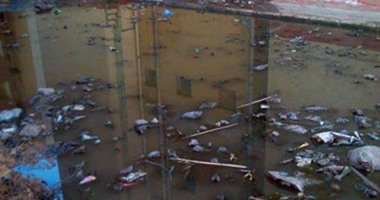 صحافة المواطن: بالصور..أهالى"أشروبة" بالمنيا يشكون غرق بيوتهم بالصرف الصحى