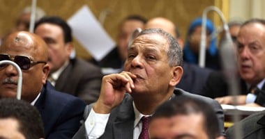 أنور السادات يطالب بوضع إجراءات لمحاسبة الحكومة حال عدم ردها على طلبات الإحاطة
