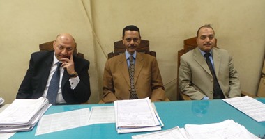 السجن 5 و3 سنوات لأمينى شرطة تسببا فى بتر إصبع مدرس بالشرقية