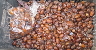 ضبط 20 طن تمور فاسدة و6 أطنان أسمدة مدعمة خلال حملة تموينية بالبحيرة