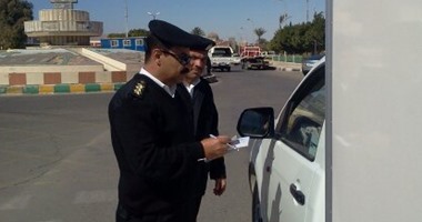 "المرور" تكثف نشاطها وتضبط 377 مخالفة متنوعة بـ6 أكتوبر