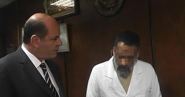 التحقيق مع عاطل انتحل صفة طبيب ويدير مركز تعليمى للحجامة بالجيزة