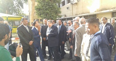 بالصور.. وزير التعليم العالى يفتتح المبنى الجديد بكلية التربية فى أسوان