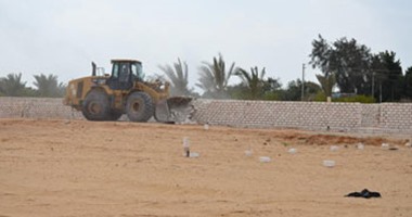 بالصور.. سكرتير عام "الإسماعيلية" يشن حملة إزالة التعديات على 340 فدانا