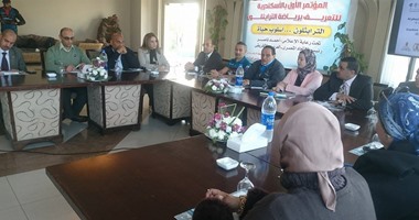 بدء مؤتمر تنشيط رياضة "الترايثلون" بمصر بالتعاون مع "التعليم"