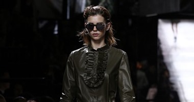 أسبوع الموضة فى لندن يشهد أرقى عروض الأزياء لدار أزياء mulberry