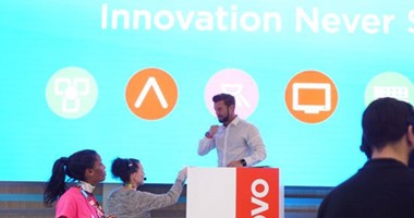 بالصور.. جولة داخل جناح Lenovo بمعرض MWC 2016