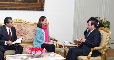 وزيرة البيئة الفرنسية للسيسى: نتطلع لمشاركتك بتوقيع اتفاق المناخ بنيويورك
