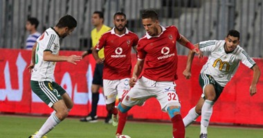قرارات صارمة من اتحاد الكرة قبل 24 ساعة من مباراة الأهلى والمصرى.. 25 دعوة فقط لكل نادٍ.. ممنوع رفع الشعارات.. مراقبو أمن ومسابقات لمنع التجاوزات.. ومطالبة الأجهزة الفنية بضبط النفس