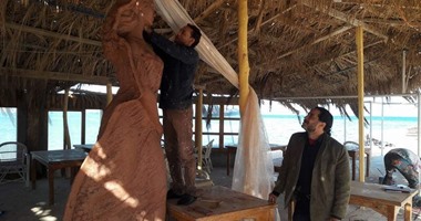 بالصور.. انطلاق فعاليات ورشة "سيمبوزيوم أوستراكا" الدولية للنحت بالغردقة