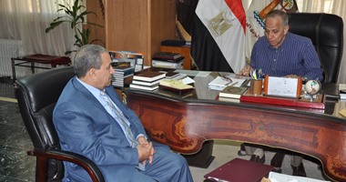 محافظ الوادى الجديد يستقبل مدير عام قطاع الصحة الجديد