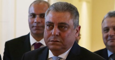 السفير المصرى الجديد لدى إسرائيل يقدم أوراق اعتماده إلى رؤوبين رفلين