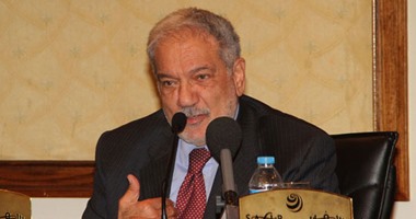 لماذا غابت النخبة عن المشاركة فى الحياة الحزبية؟.. على السلمى: الأحزاب فى مصر ماتت إكلينيكيا.. وسكينة فؤاد: يغزوها الفساد السياسى.. وسمير غطاس: أصبحت فروع لشركات.. والسناوى: لا توجد أحزاب حقيقية