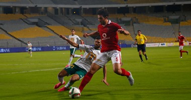 بالفيديو.. شاهد وصول خماسى الأهلى الدولى إلى الإمارات