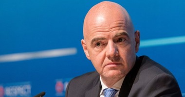 أمير قطر يلتقى رئيس الفيفا
