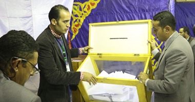 عبد الفتاح ظافر نقيبًا لأطباء أسنان دمياط