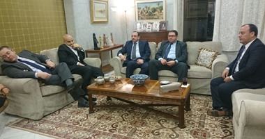 بالصور..السفير المصرى باليابان يستقبل الوفد الإعلامى المرافق للسيسى
