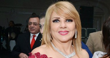 كسر بقدم ندى بسيونى يوقف عرض "الباشا فى الفلاشة" بمرسى مطروح