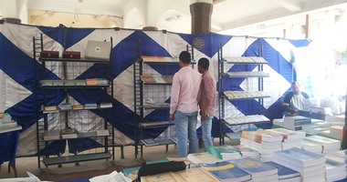 بالصور.. معرض لأمهات كتب تراث علوم الدين بجامعة القاهرة